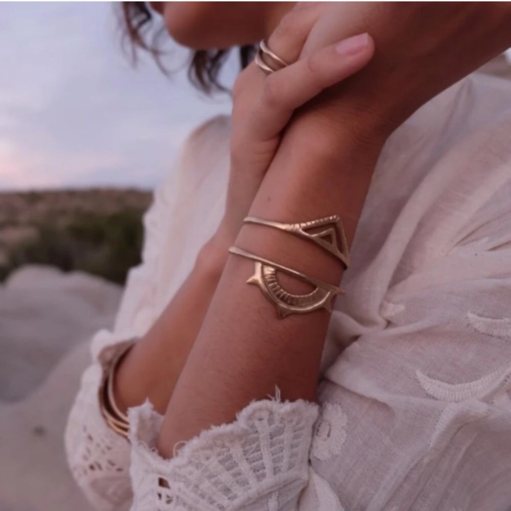 Catori Life Sunkeeper Cuff